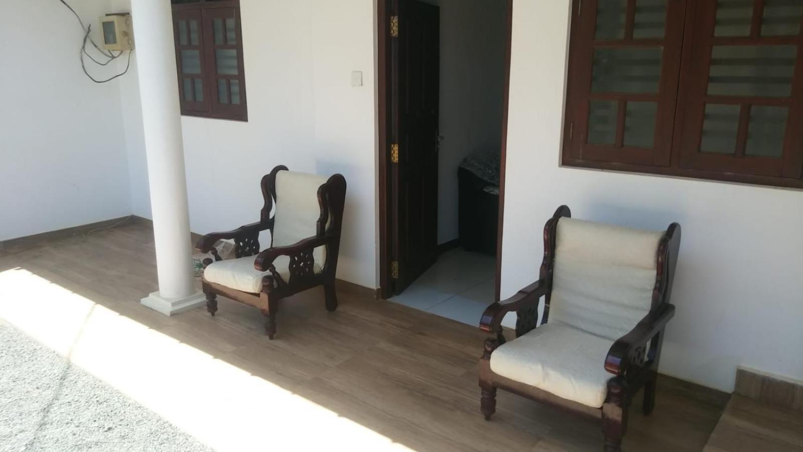 Sunset Beach Villa Гале Екстериор снимка